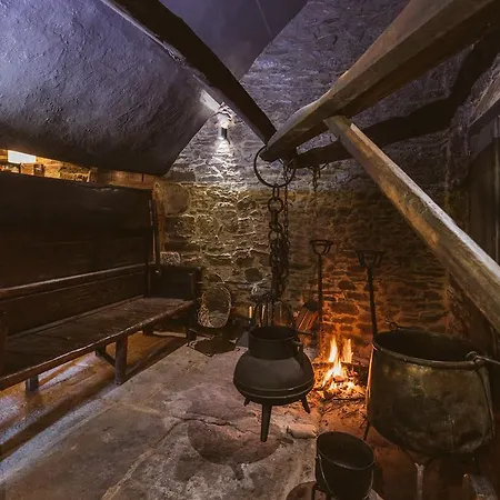 Pazo Da Pena Manzaneda (Ourense)