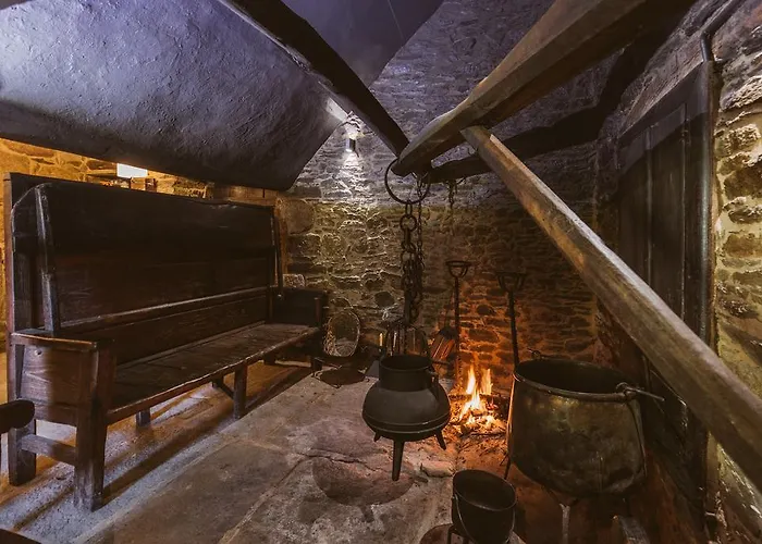 Pazo Da Pena Manzaneda (Ourense)