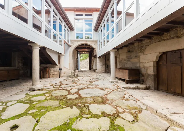 Pazo Da Pena Manzaneda (Ourense)